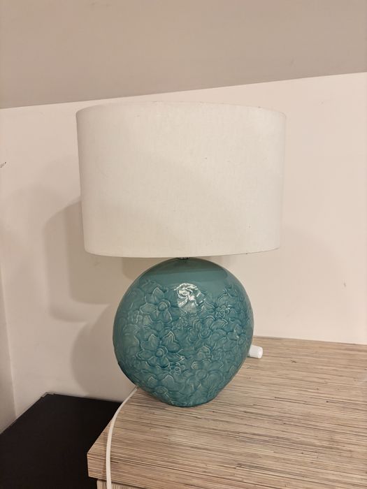lampa na stolik nocny
