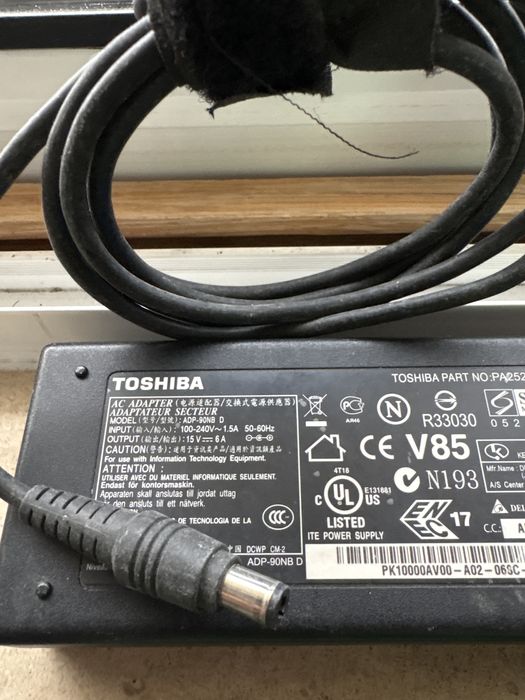 Carregador portátil Toshiba