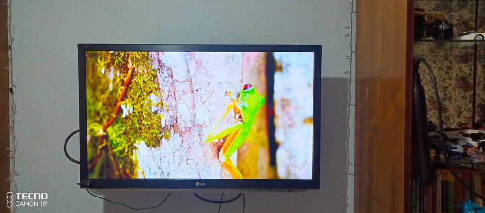 Продам Телевізор LG  32lm580T