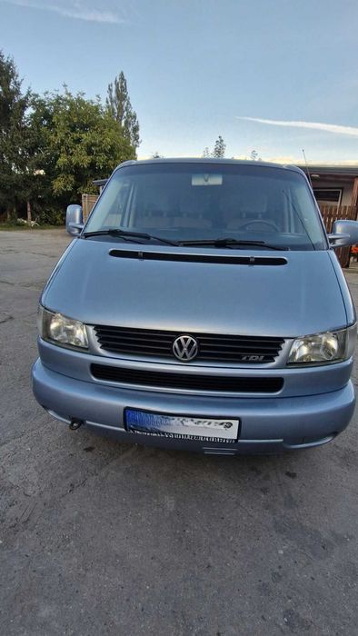 Volkswagen Caravelle