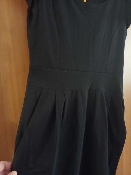 sukienka czarna, rozm.S
