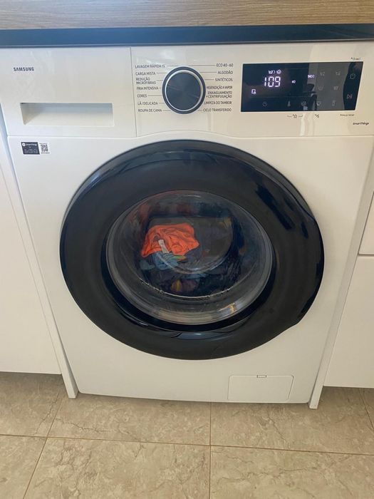 Máquina de lavar SAMSUNG 9KG 1400RPM