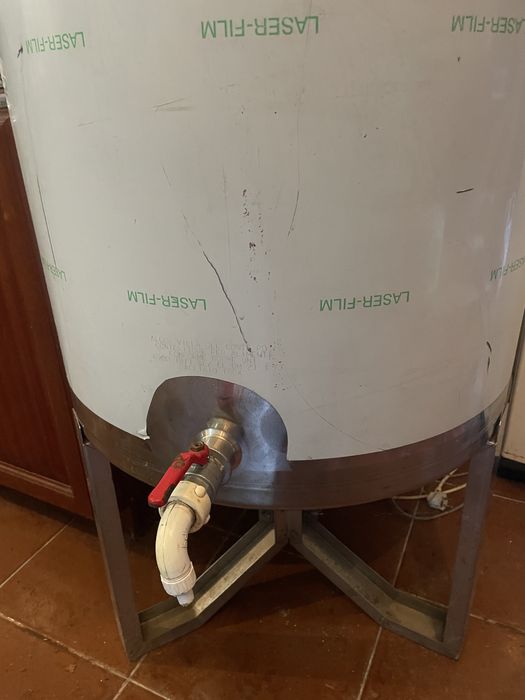 Depósito de 350L pressurizado