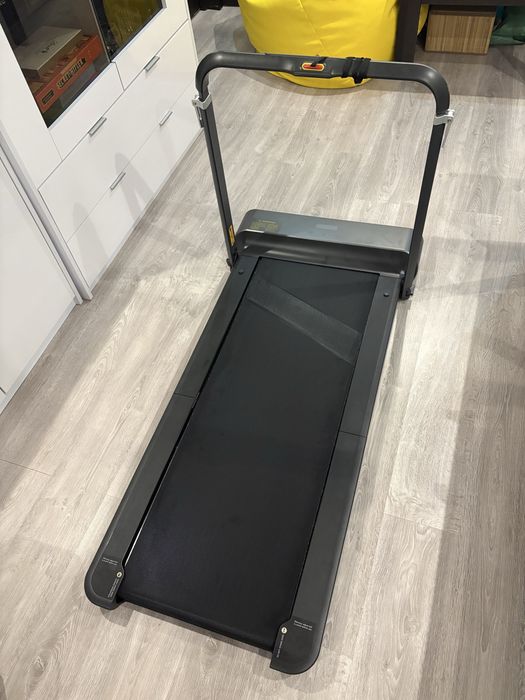 Бігова доріжка Walkingpad r1 pro