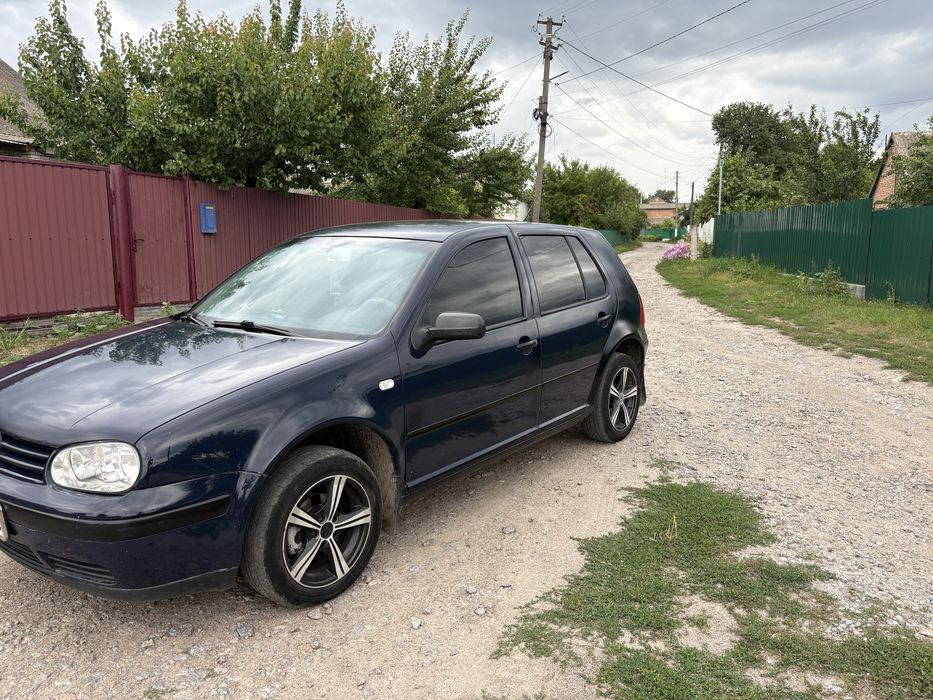 Продам Volkswagen Golf