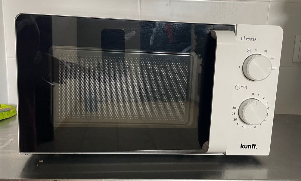 Microondas KUNF