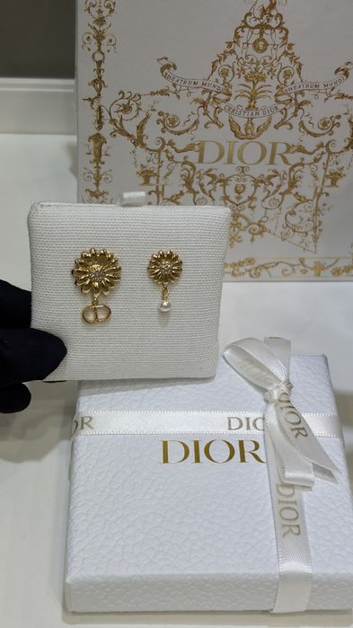 DIOR® Luksusowe kolczyki CD® ekskluzywna biżuteria kolczyki