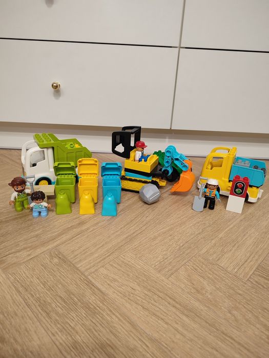 LEGO duplo ciężarówka i koparka 10931 + śmieciarka 10945.