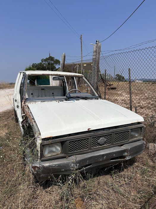 Capot Nissan d21 88-94 e outras peças