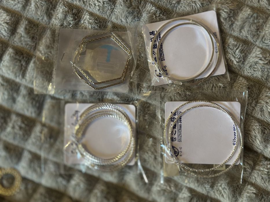 продам серги БИЖУТЕРИЯ!!!