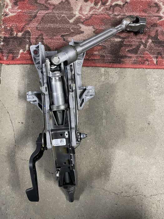 Рулевой вал  hg9c-3g506-cc