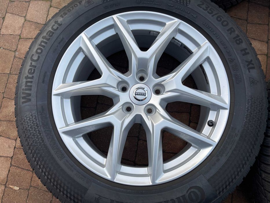 3996. Koła zimowe Volvo V40 Cross Country 5x108 oryginalne 235/45/18