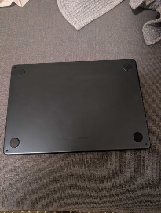 Macbook Air M3 16Gb RAM 256Gb SSD 2024 (como novo)