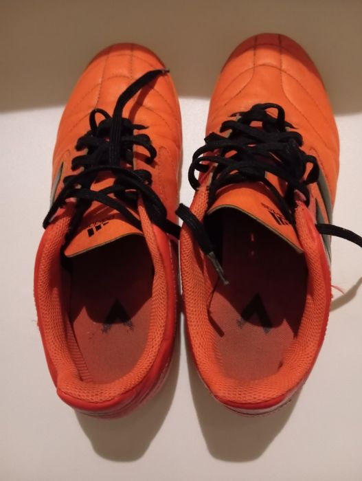 Adidasy Predator 38