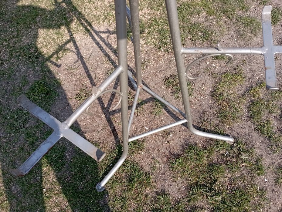 Kwietnik metalowy
