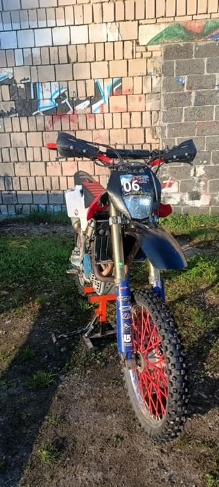 Cross  Husqvarna