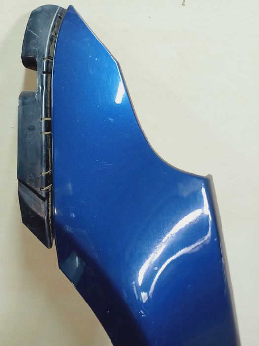 BMW E60 E61 seria 5 błotnik lewy przód przedni kolor niebieski