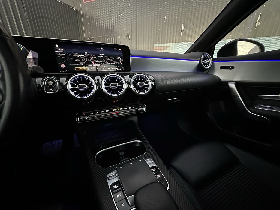 Mercedes A180 ‘ Limousine ‘ d 7G-DCT  ‘ LOOK A45 AMG ‘