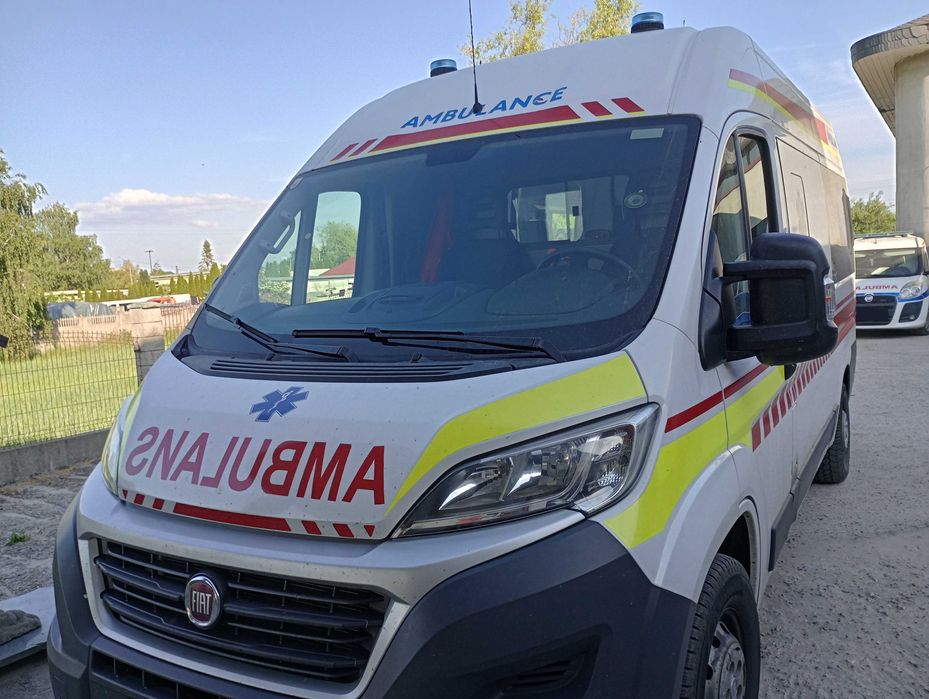 Fiat Ducato Sanitarny Ambulans Karetka Kamper