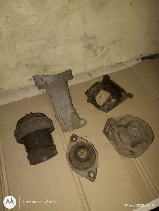 Подушка Опора двигуна Джетта 2 Гольф 2 Пасат Б3 Гольф3 Б3