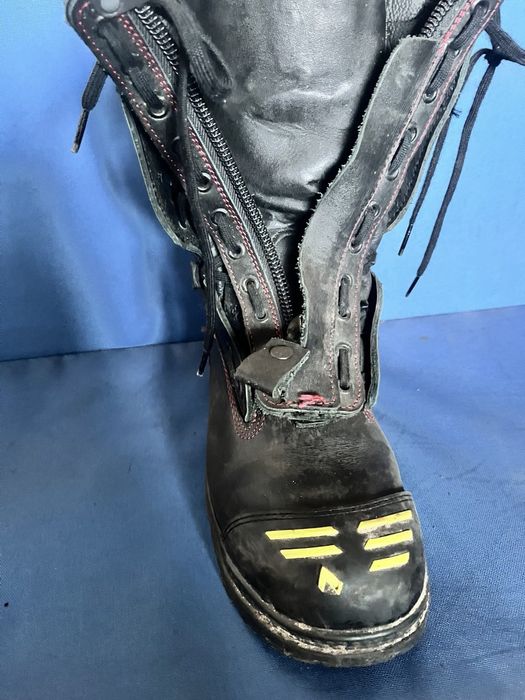 Чоботи пожежні 41 розмір