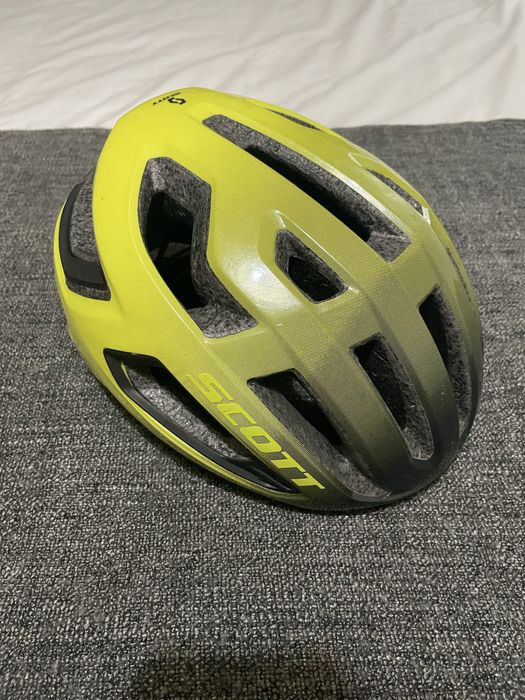 Capacete Scott com Mips