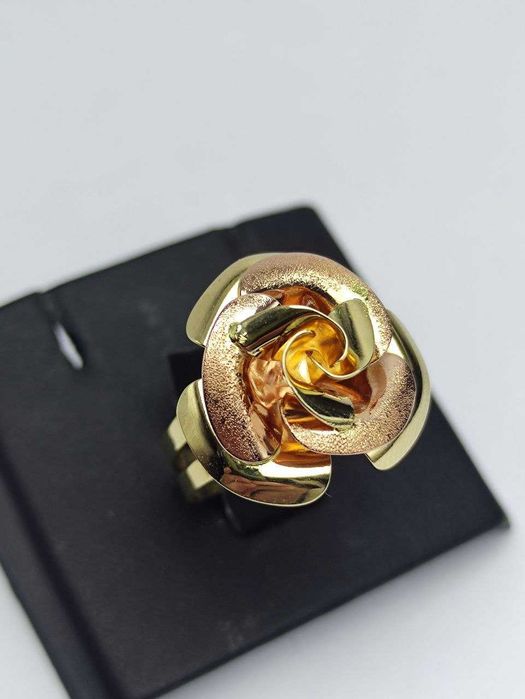 Каблучка золото 750*