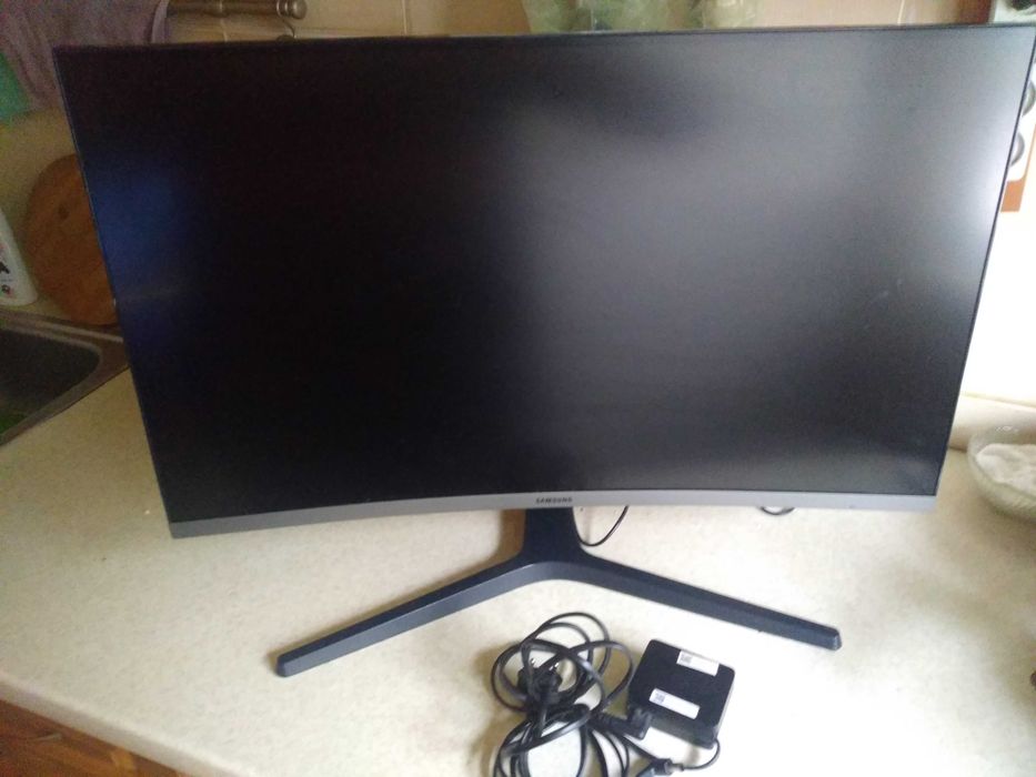 Монитор Samsung C27R500FHI (LC27R500FHIXCI) вогнутый. 60гц. самовывоз.