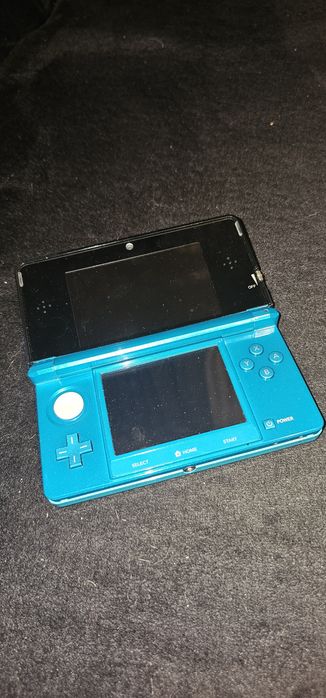 Nintendo 3DS  desbloqueada ( como nova )