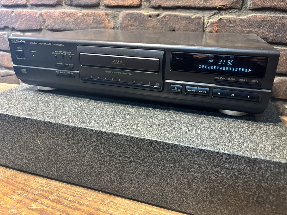 Odtwarzacz CD Technics SL PG 580 A