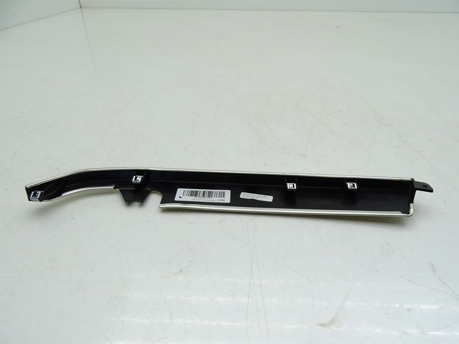 Ramka schowka listwa prawy przód FK72640e72BD discovery sport l550