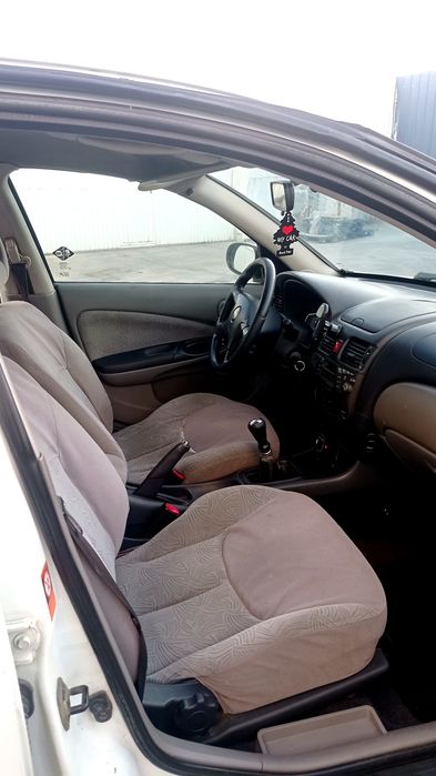 Nissan Almera 2001 – 1.5 Diesel Hatchback