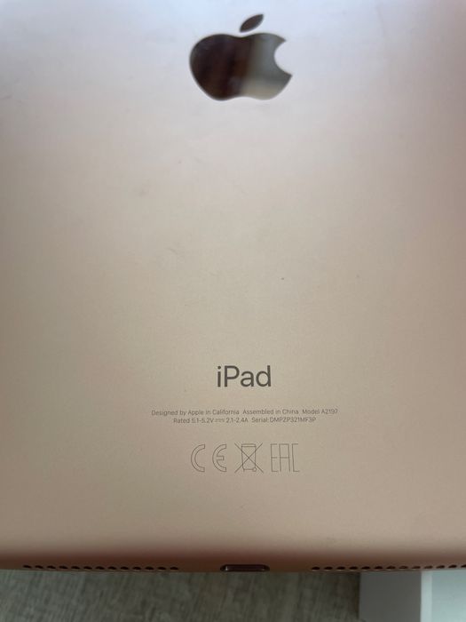 Ipad para peças 7gen rosa