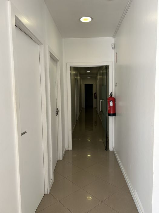 Arrendamento de gabinetes