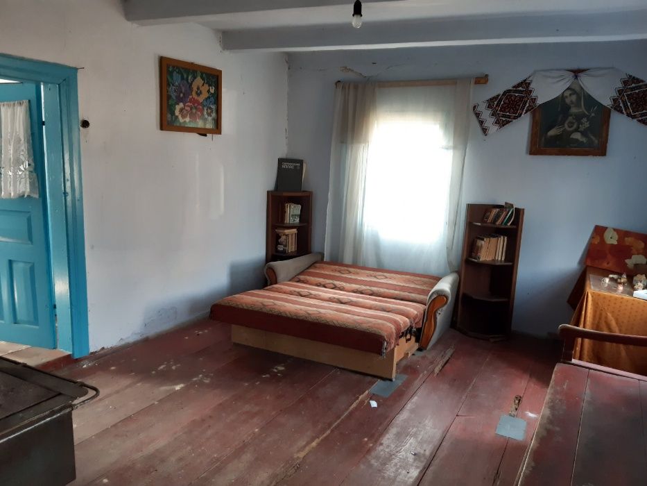 продам будинок ( Льв.обл. Радехівський р-н)