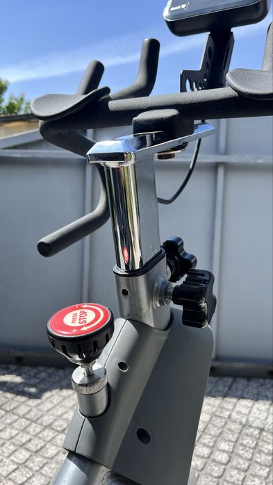 Bicicleta Spinning BH Fitness SPADA 2 Racing