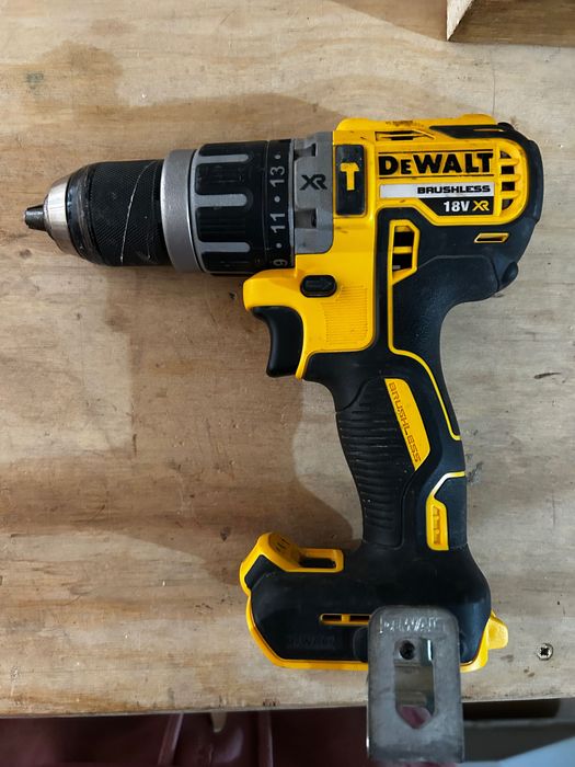 Berbequim de percussão DeWalt, Aparafusadora de impacto DeWalt, Multiferramenta oscilante DeWalt, Serra recíproca DeWalt