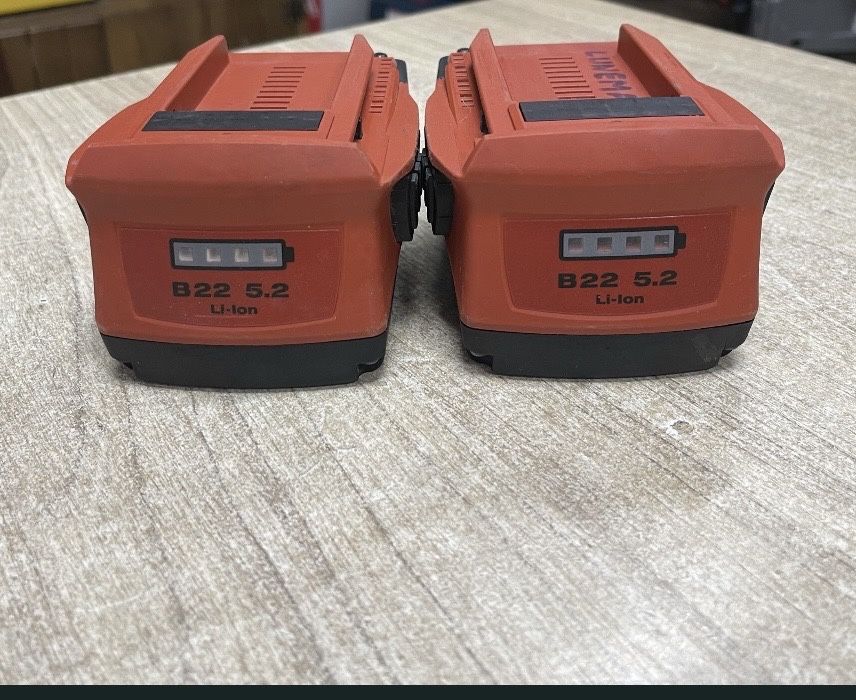 Швидкий зарядний пристрій та акамулятор В22 Hilti С 4/36-350 зарядка