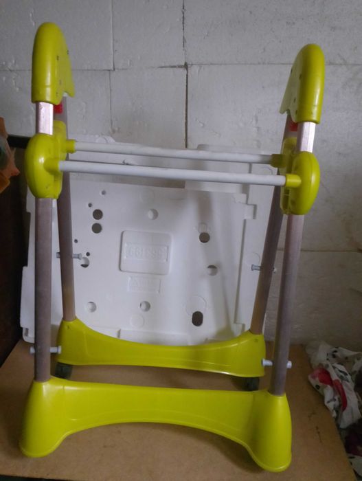 Стульчик со столиком  для кормления малыша (комплектующие)