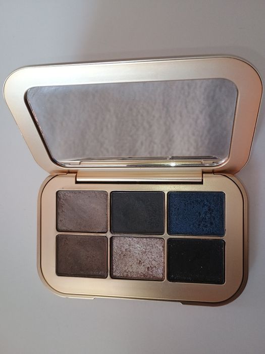 Lisa Eldridge paleta cieni Vega zimne kolory cool
