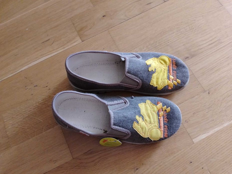 Trampki chłopięce 33