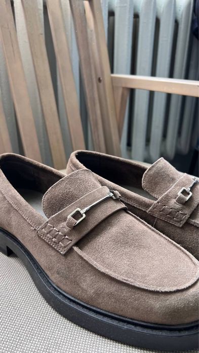 ЧОЛОВІЧІ лофери від Zara, натуральна замша