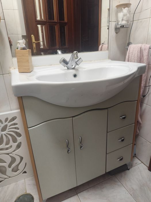 Venda de móvel de wc