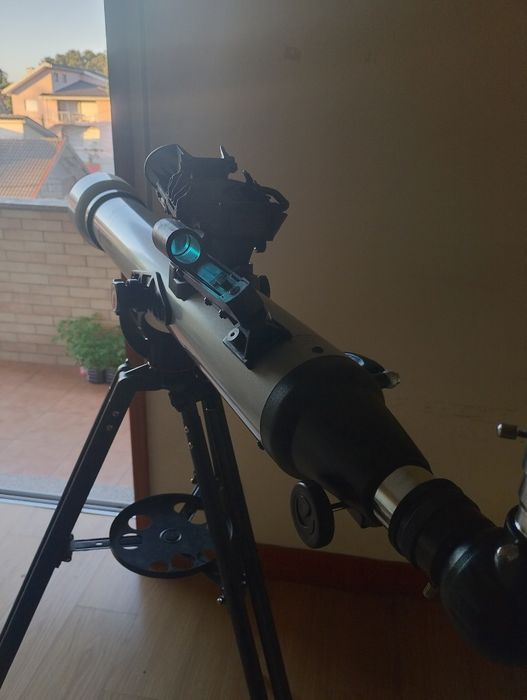 Vendo telescópio starsense explorer LT 8