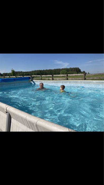 Dom nad jeziorem Mazury , basen, klimatyzacja, grill.