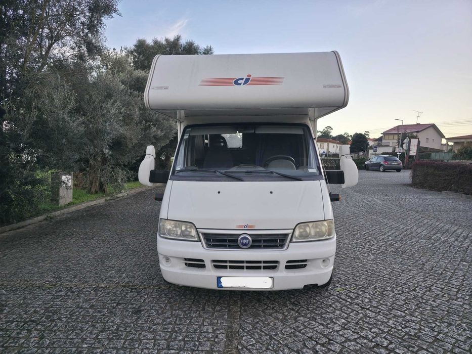 Aluguer Autocaravana Fiat Ducato