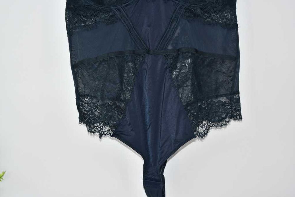 Koronkowe body granatowe 90D
