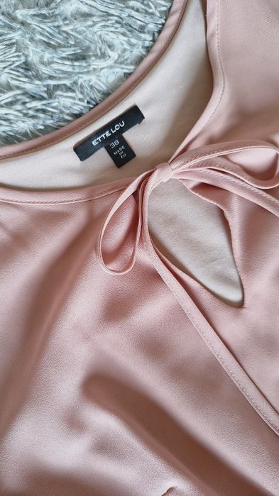 Sukienka ETTE LOU pudrowy róż roz M