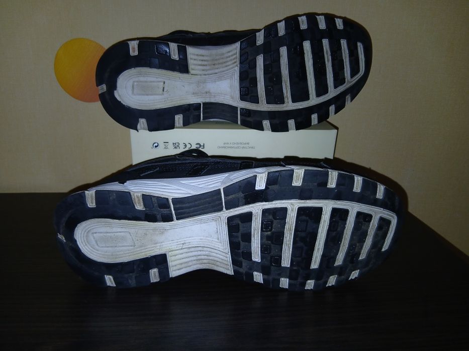 Кросівки на хлопчика Nike P-6000.41р.25.5см.відмінний стан