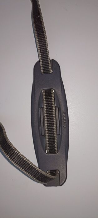 Шнурок на  фотоаппарат кенон